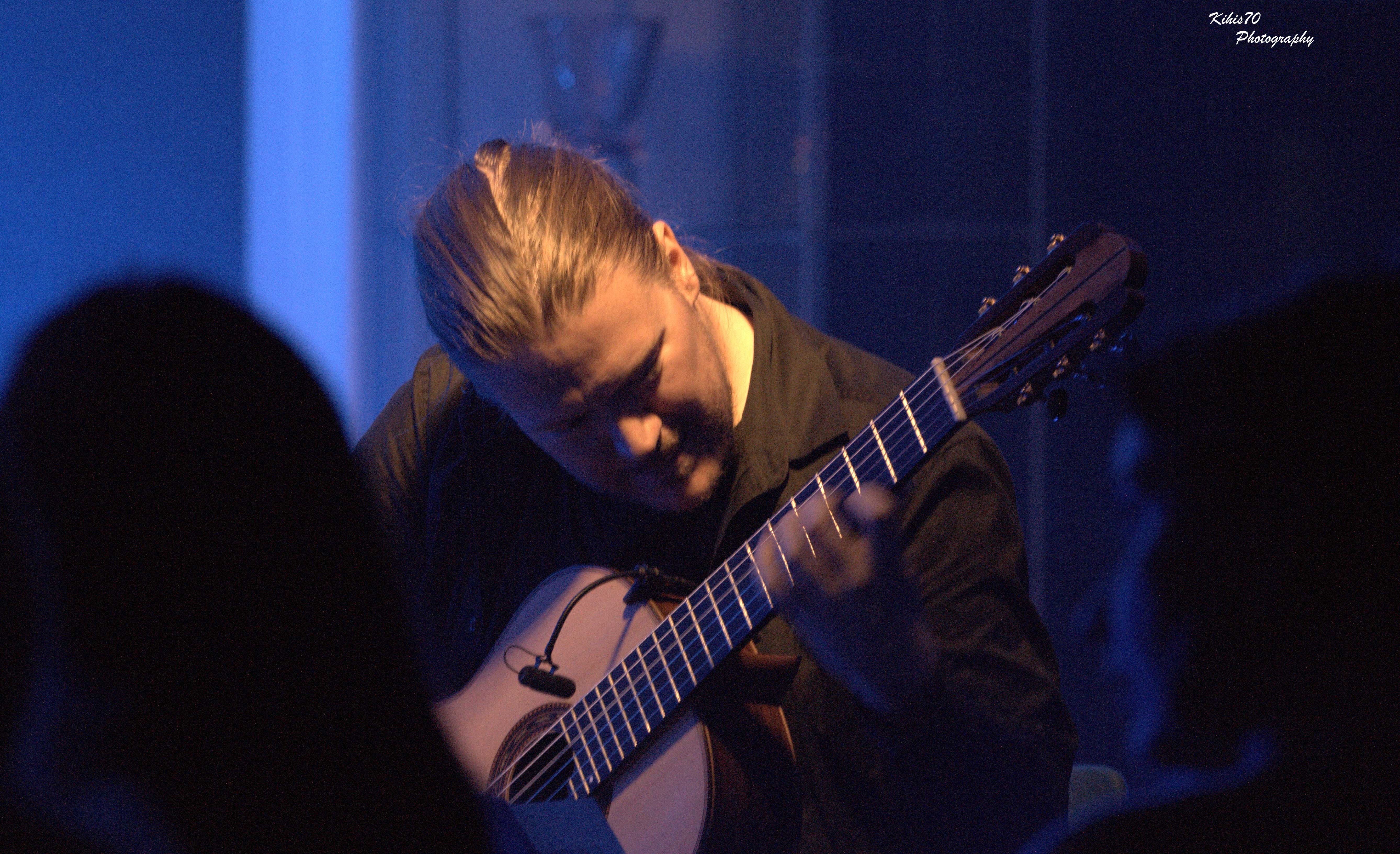 Otto Tolonen, guitar